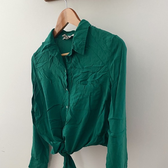 Crop Top Blouse - Picture 2 of 7